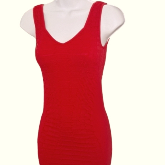 BEBE Textured Bodycon Dress Sweetheart Neck Teaberry Size Small Petite NEW - Picture 9 of 9